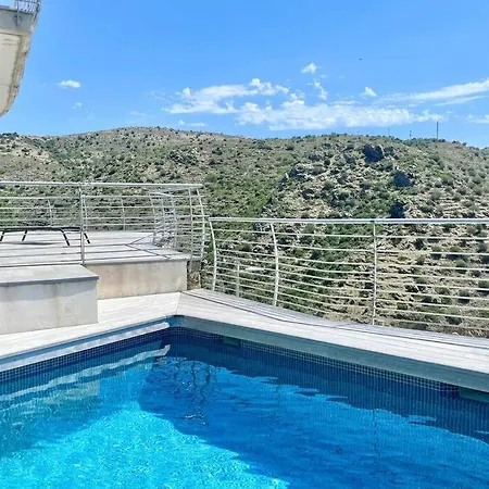 Villa Con Piscina Sobre La Almadrava Ii *