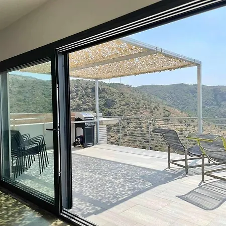 Villa Con Piscina Sobre La Almadrava Ii