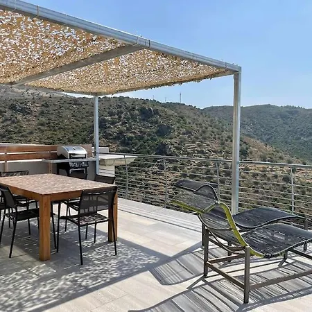 Con Piscina Sobre La Almadrava Ii Villa Roses